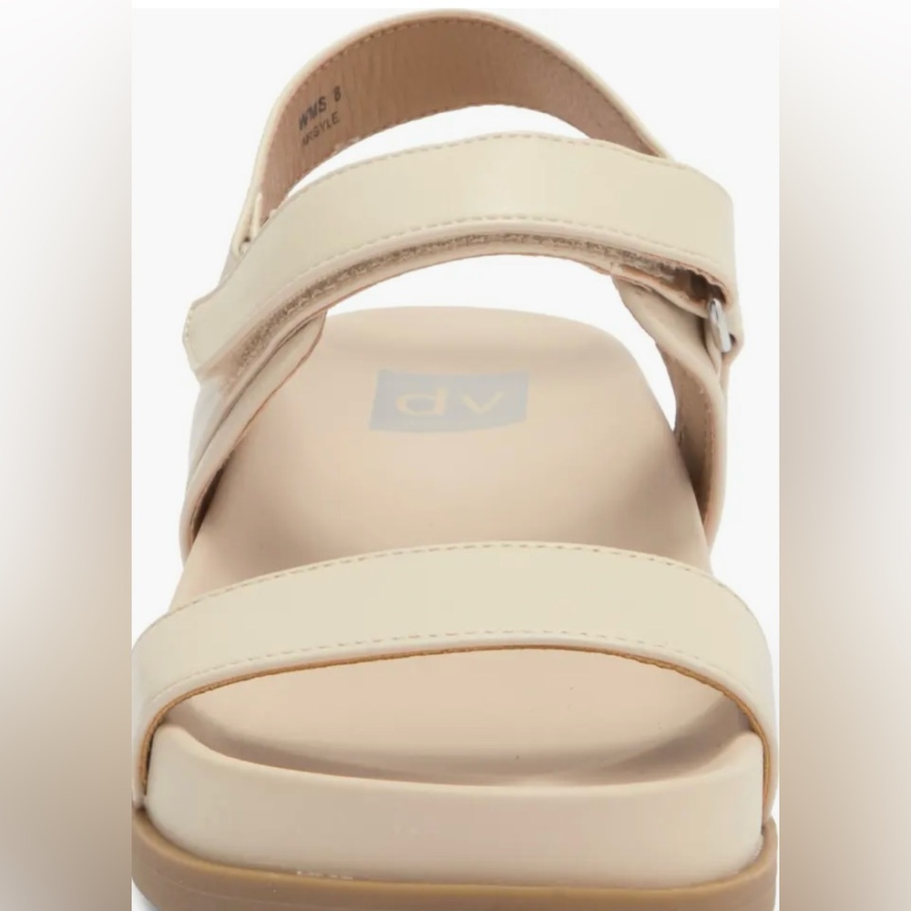 DV by Dolce Vita Women's Beige Sandals